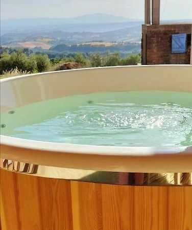 特拉蒙蒂瓦利公寓 Calvi dellʼ Umbria 外观 照片